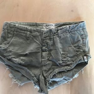 One teaspoon Sailors cuffed shorts